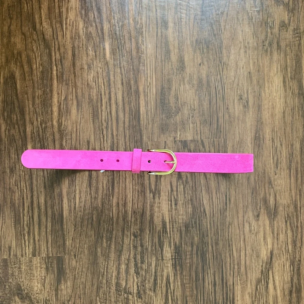 Ann Taylor suede oval buckle belt